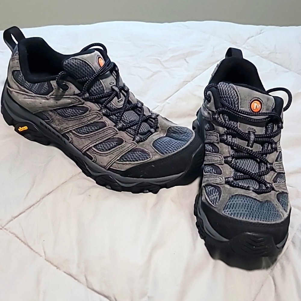 Merrell Moab 3 Hiking Shoes